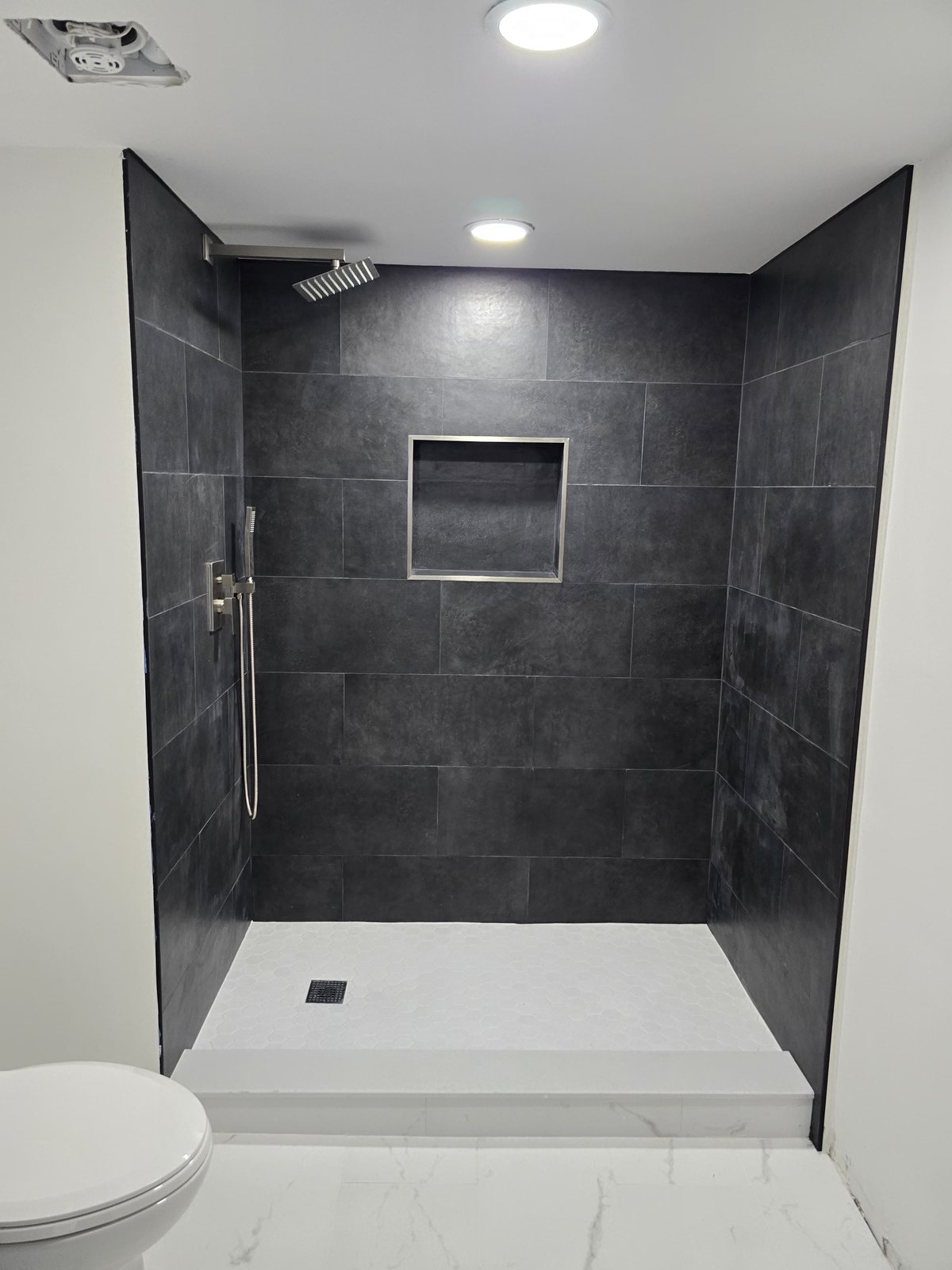 Bathroom Remodeling detail work by Aguila Remodeling