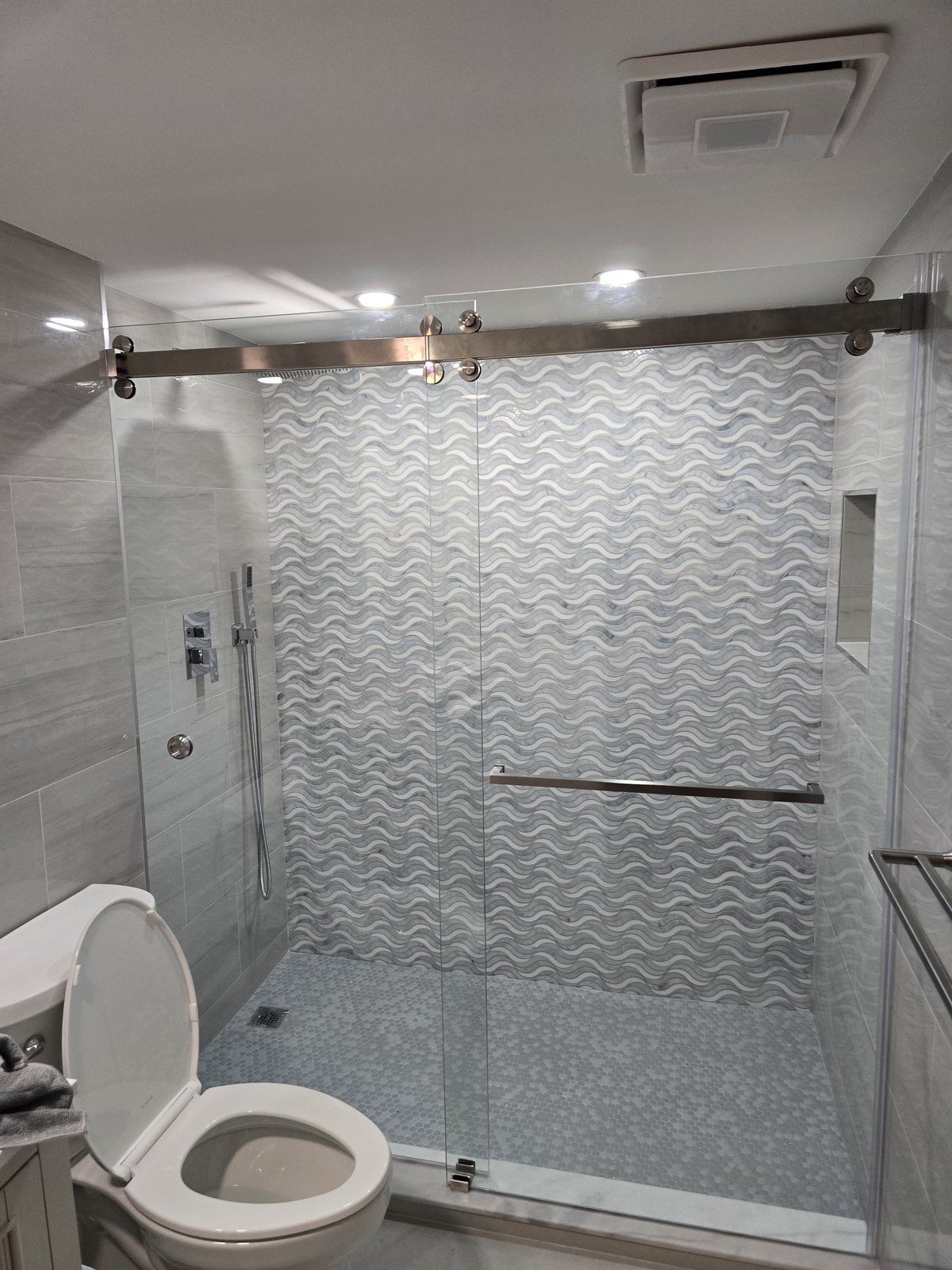 Bathroom Remodeling main project by Aguila Remodeling